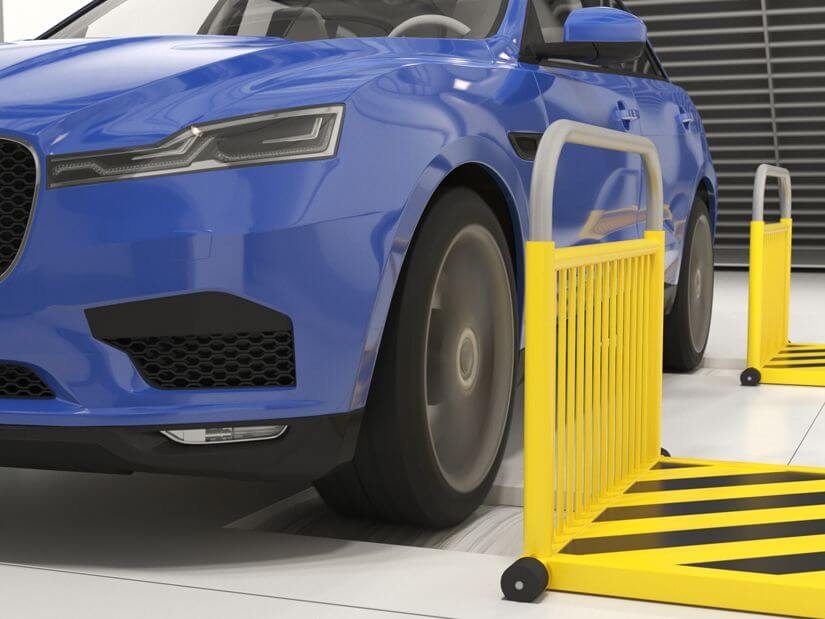 Rollenprüfstand - On the Road: Zwei unabhängig und millimetergenau einstellbare Rollenpaare simulieren mit einer Bremsleistung von 150 kW ab 30 km/h eine nahezu realistische Straßenfahrt. Dabei stehen alle Antriebsarten zur Auswahl.